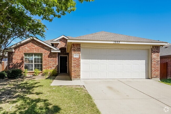 Building Photo - 2033 Club Oak Dr Rental