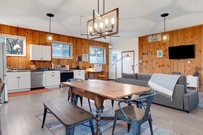 Photo - 4403 W Alpine St Unidad SI ID1324062P