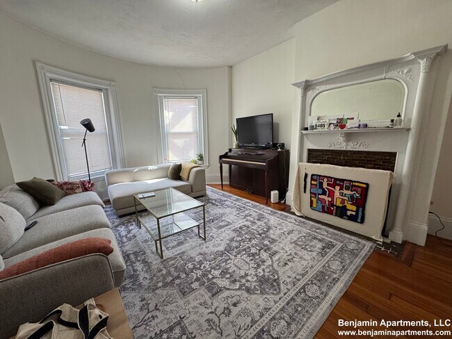 Photo - 71 Brighton Ave Apartment Unit 2