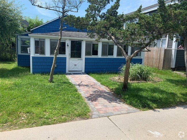 Building Photo - 30 Bungalow Ln Rental