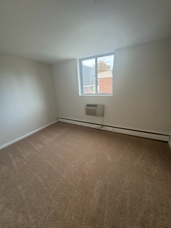 Photo - 100 E Glenolden Ave Unidad B14