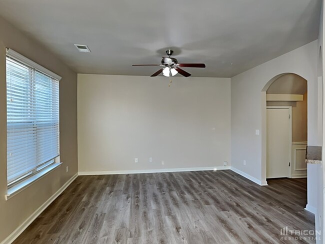 Photo - 37 Longleaf Cir