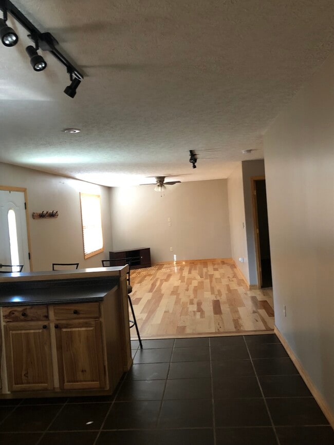 Photo - 276 Barker Rd