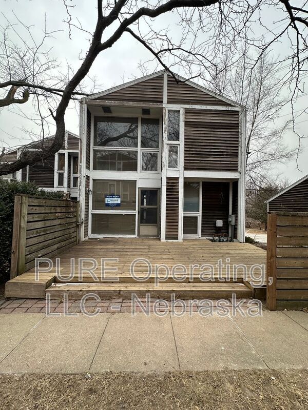Photo - 1631 N 109th Plaza