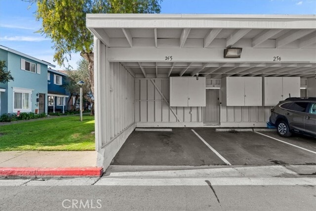 Photo - 19868 Berkshire Ln