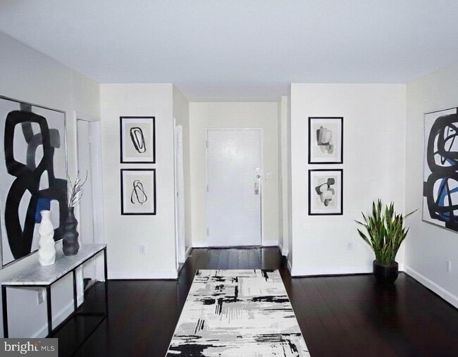 Photo - 5500 Holmes Run Pkwy Unit 814