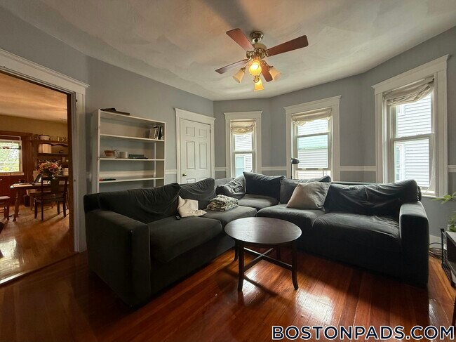 Photo - 121 Lowell St Unit 2