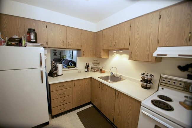 Photo - Greenbank Towers