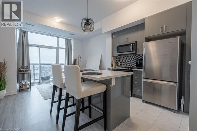 Photo - 450 Dundas St E Unit 419