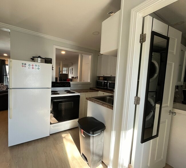 Photo - 10 Elm St Unit 12A