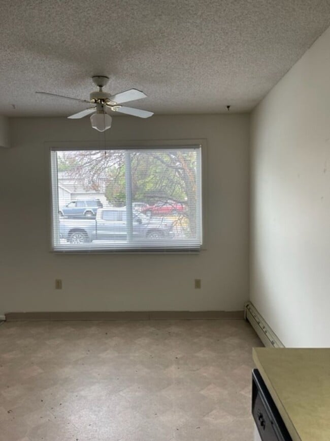 Photo - 2 Bedroom Apartment for Rent in Bozeman!