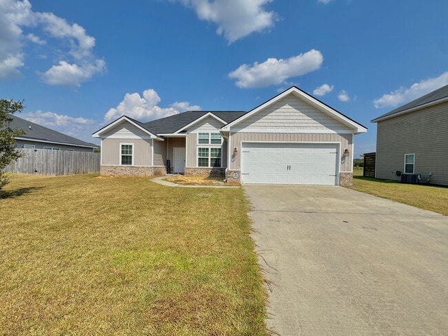 Building Photo - AVAILABLE OCTOBER 2025 [PET FRIENDLY] Rental