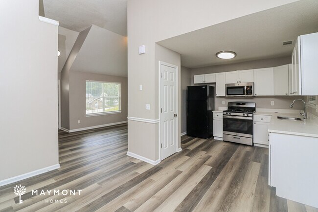 Photo - 4140 Clarks Tr