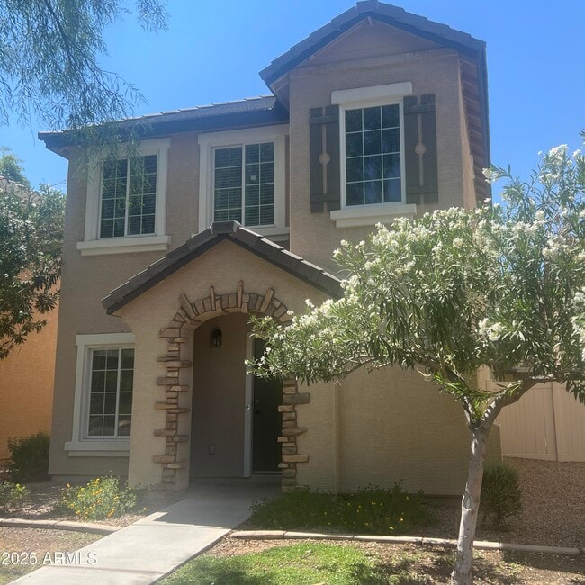 Building Photo - 4075 E Windsor Dr