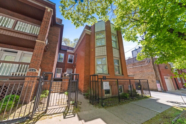 Photo - 1545 W Addison St Unit # 02