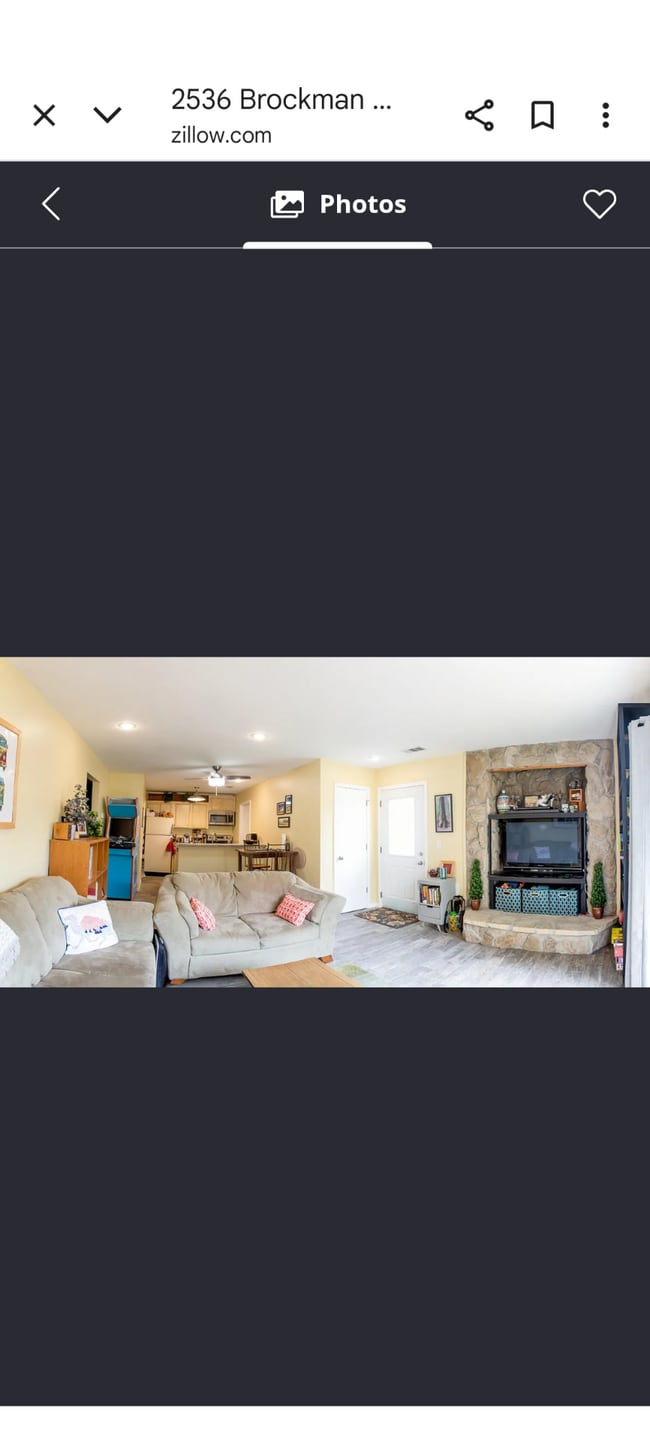 Photo - 2536 Brockman St