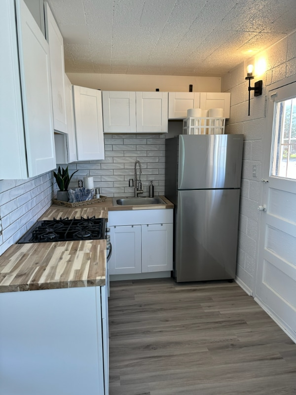 Photo - 800 Adams Ave Unidad 2