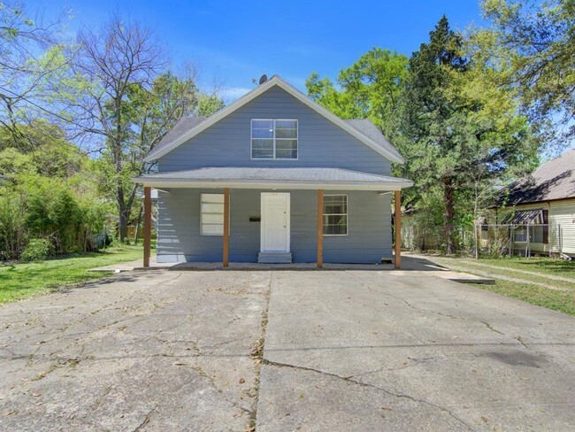 Building Photo - 313 N Beauregard St Rental