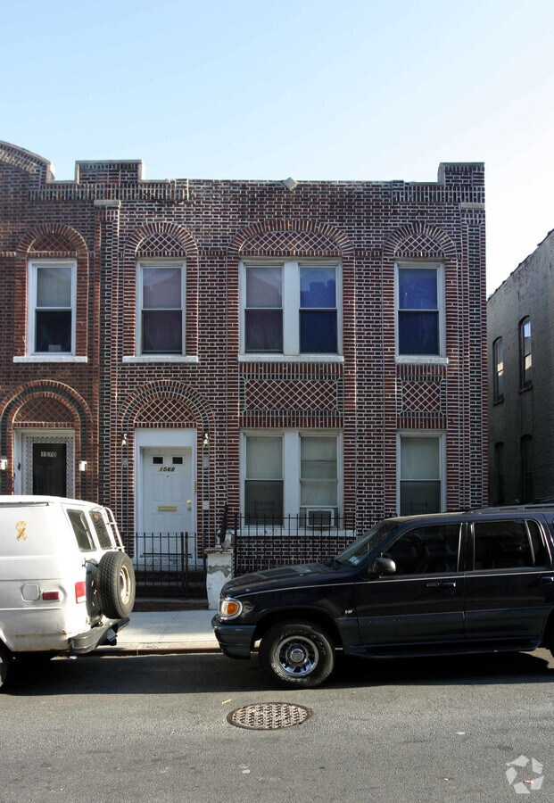 Photo - 1568 Lincoln Pl