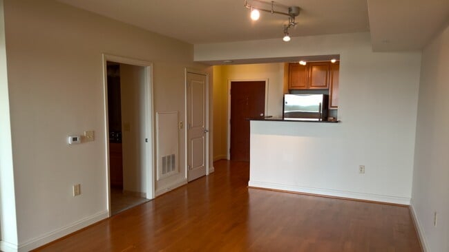 Building Photo - 11760 Sunrise Valley Dr Unit 707