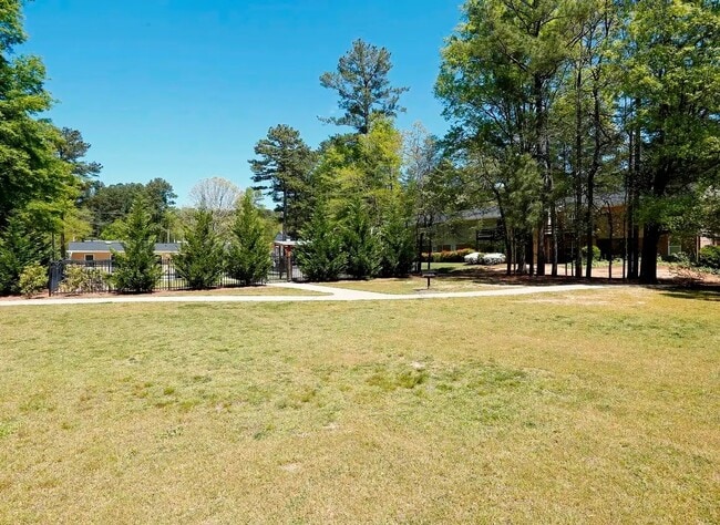 North Oaks Landing