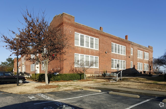 Olde School Commons