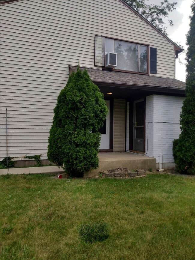 Building Photo - 3484 Western Ave