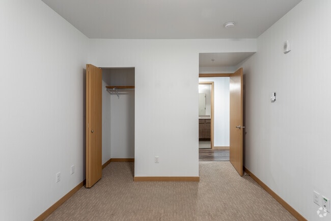 2BR, 1BA - 766-856 SF
