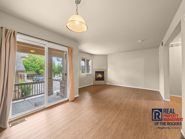 Amazing 3 bed, 3.5 bath Condo in Rigden Farm! - Amazing 3 bed, 3.5 bath Condo in Rigden Farm!