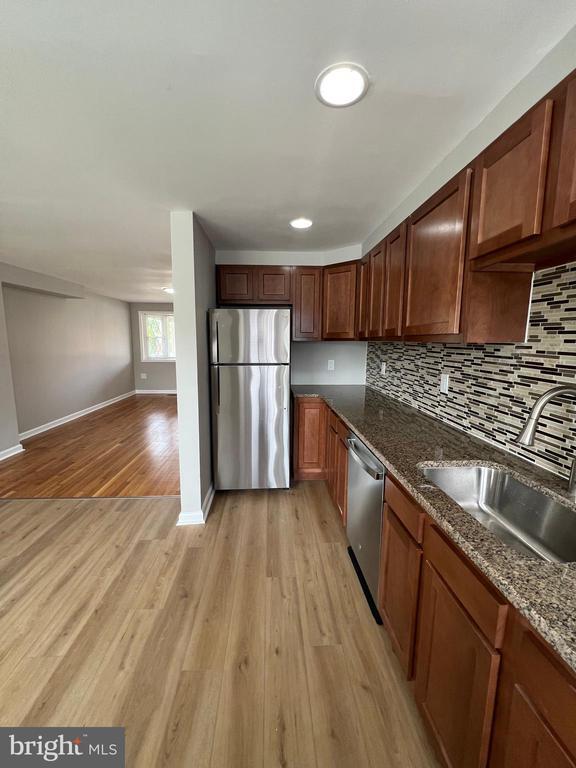 Photo - 7817 St Boniface Ln