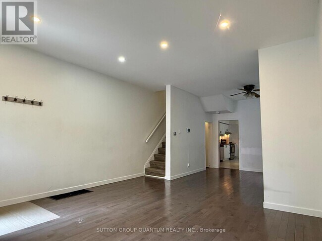 Photo - 7 Casimir St