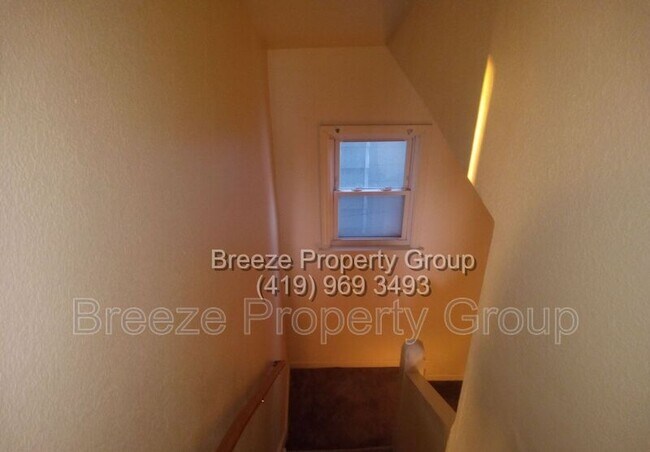 Photo - 1909 N Superior St