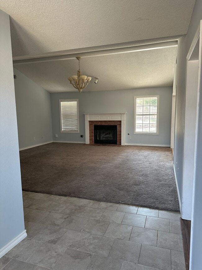 Photo - $2,000.00 MOVE-IN-SPECIAL