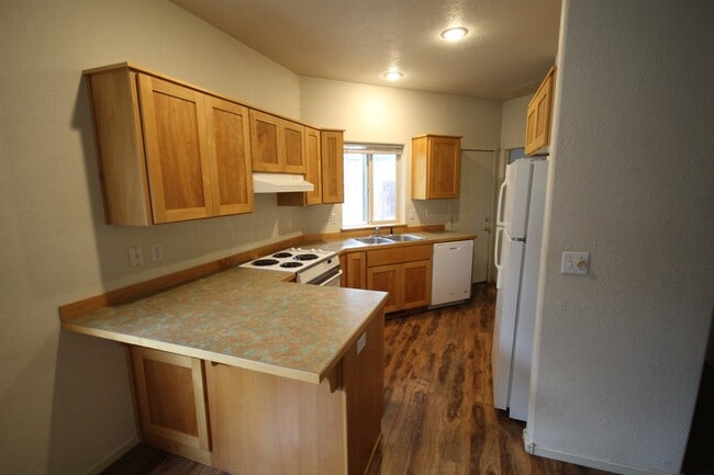 1230-1232 NW Ogden Ave Unit Ogd1232