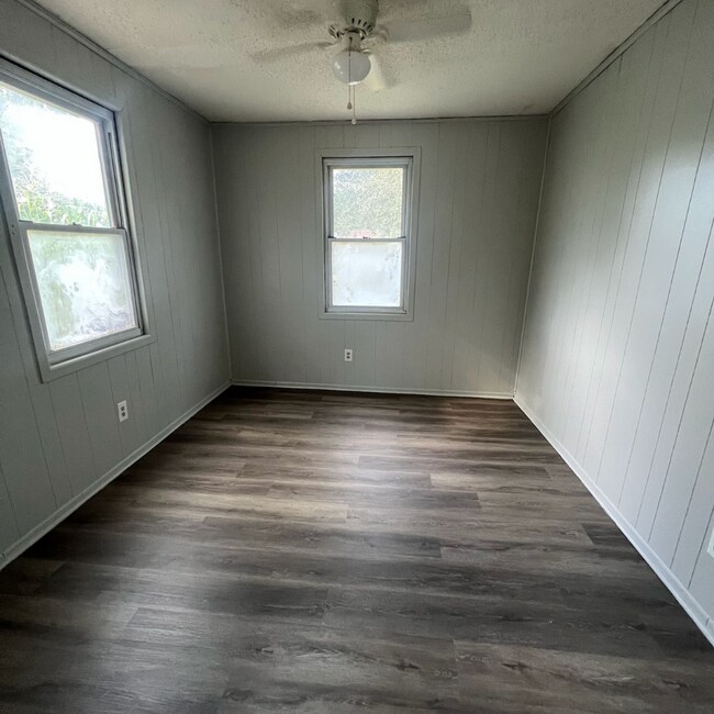 Photo - 1916 Dabney Dr