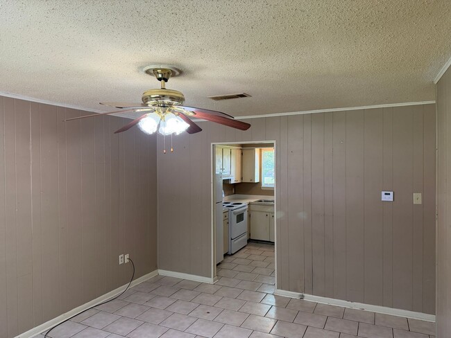 Photo - 2 Bed 1 Bath Duplex