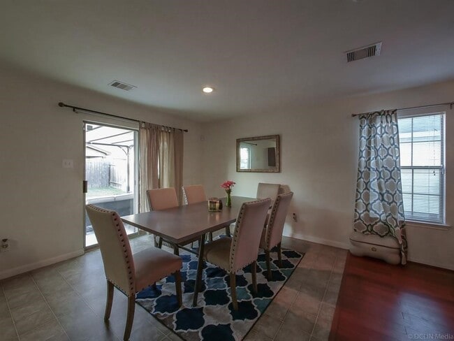 Photo - 2515 Skyview Cove Court