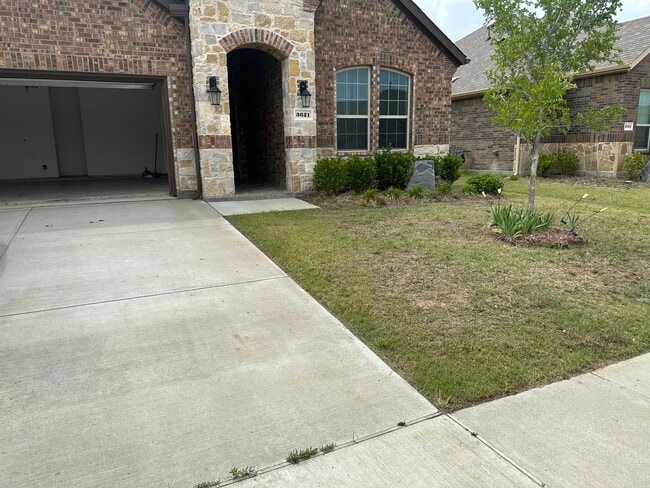 Photo - 3621 Arabella Way
