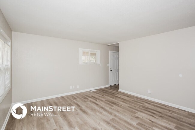 Photo - 4955 Katherine Dr