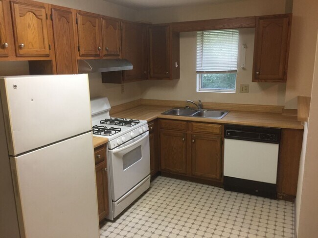 Photo - 1605 Hinkson Ave Unit 1605.5