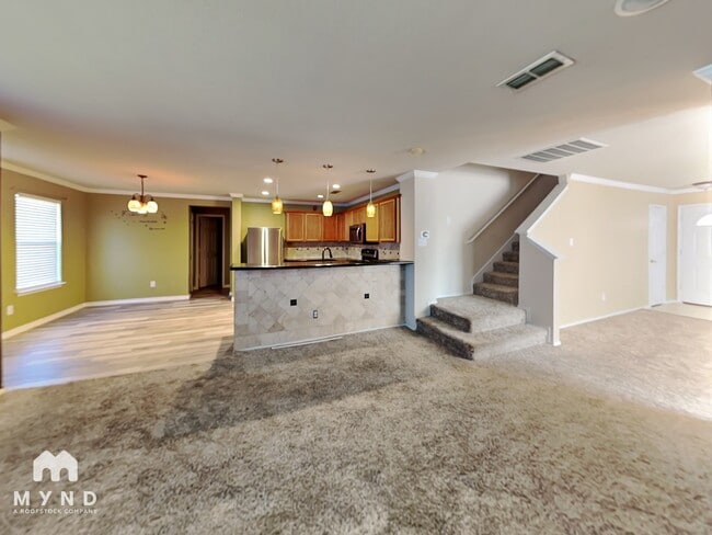 Photo - 507 Darlene Trail