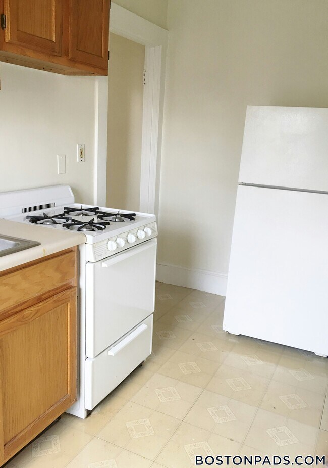 Photo - 157 Summer St Unit 5R