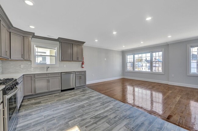 Photo - 126 N 15th St