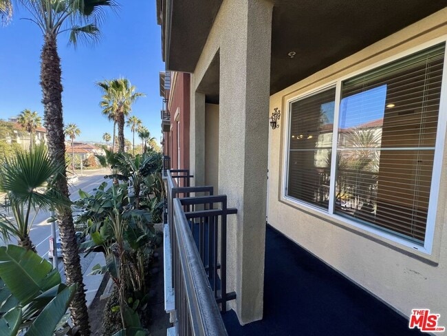 Photo - 6020 S Seabluff Dr Unit 302