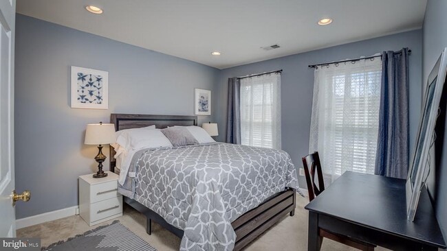 Photo - 8070 Samuel Wallis St