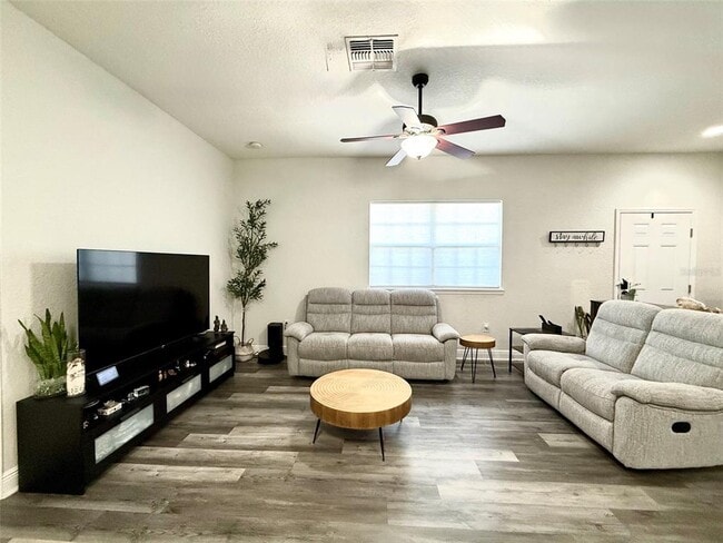 17411 Promenade Dr