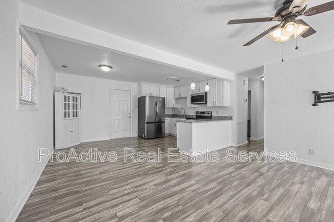 107 Beazley Dr