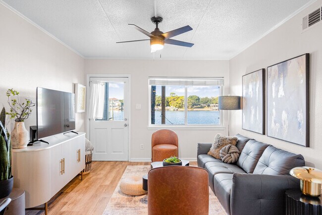 Photo - 331 Bluefish Dr Unit SI ID1502067P