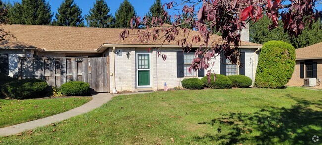 Building Photo - 2792 Rolling Green Pl Unit 3 bed, 2 ba, ranch $2100 Rental