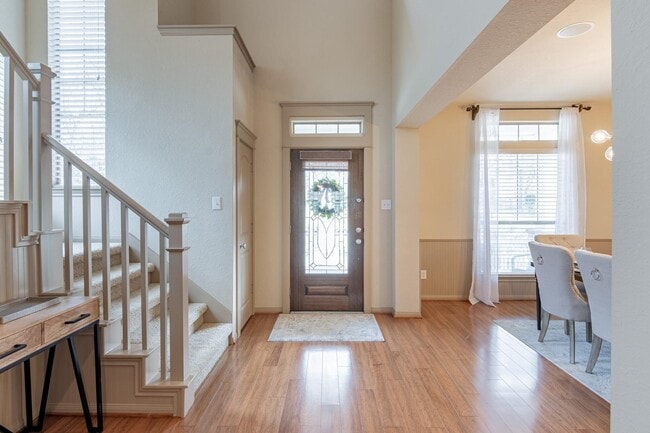 Photo - 27 S Mews Wood Ct